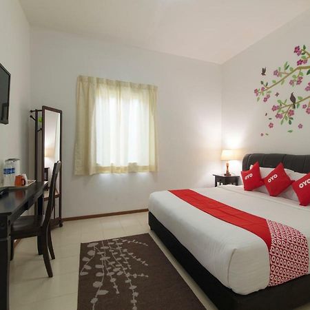 Oyo 44124 De Langkawi Resort And Convertion Centre Ayer Hangat Luaran gambar