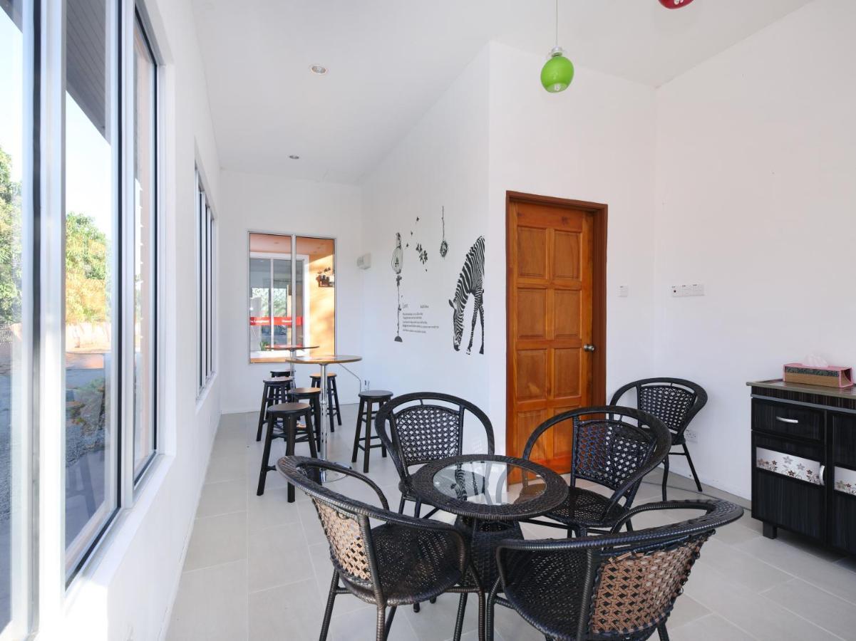 Oyo 44124 De Langkawi Resort And Convertion Centre Ayer Hangat Luaran gambar